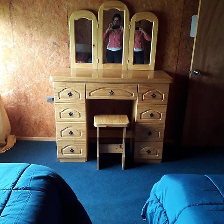 Hostal Y Cabanas Peumayen Пуэрто-Гуадаль Экстерьер фото