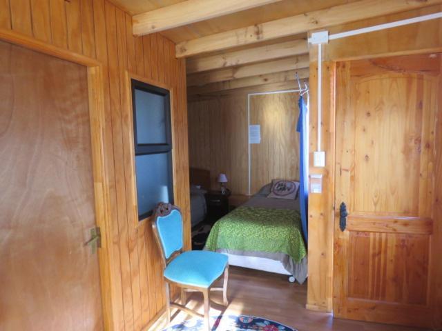 Hostal Y Cabanas Peumayen Пуэрто-Гуадаль Экстерьер фото
